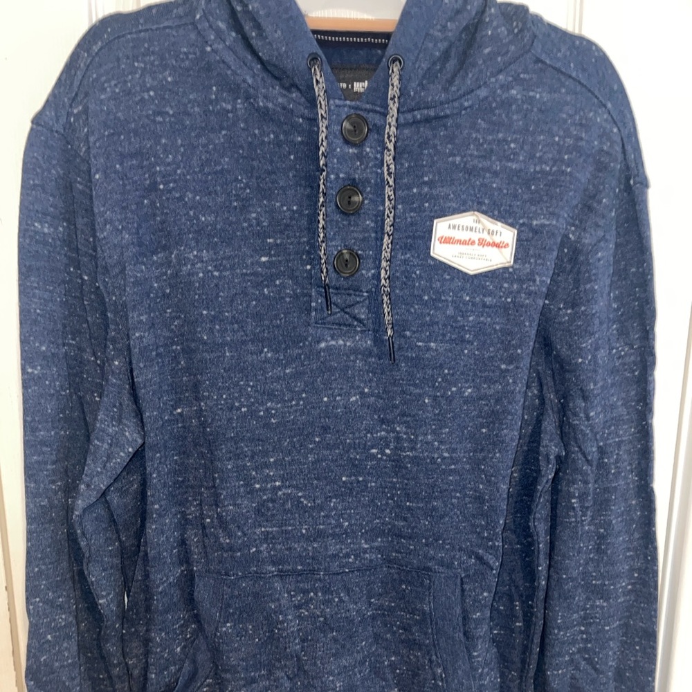 Urban Pipeline Men’s Blue Button-Up Awesomely Soft Ultimate Hoodie Sz M